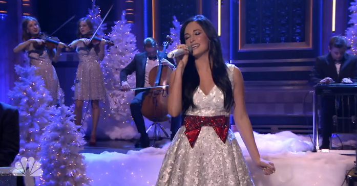 Kacey Musgraves On Jimmy Fallon's “Tonight Show”